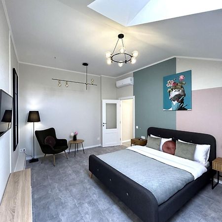 Modern Apartment, 5Mins To Rynok Square Lviv Exteriör bild