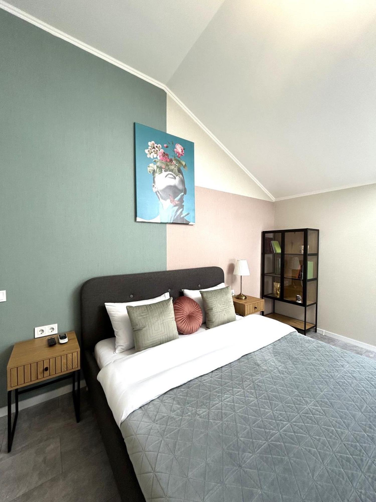 Modern Apartment, 5Mins To Rynok Square Lviv Exteriör bild